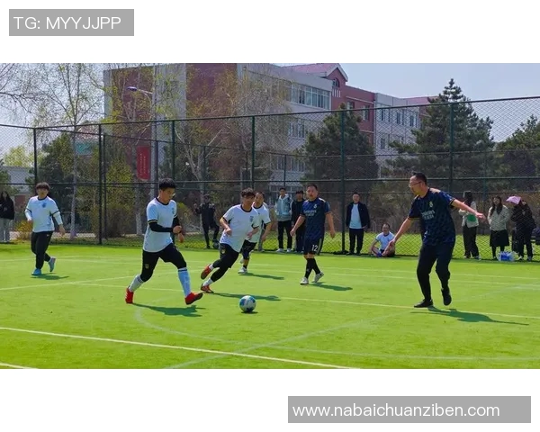 都柏林大学与科布的精彩对决揭示了足球的魅力与激情