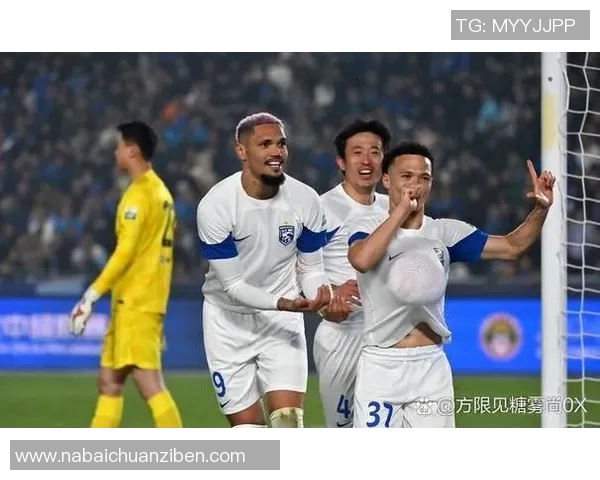 广州足球队与武汉足球队赛后分析实力对比与战术解析